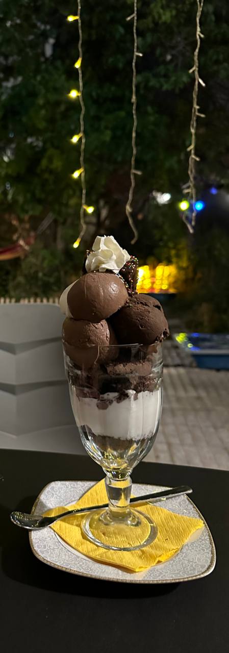 کیک بستنی مجیکال